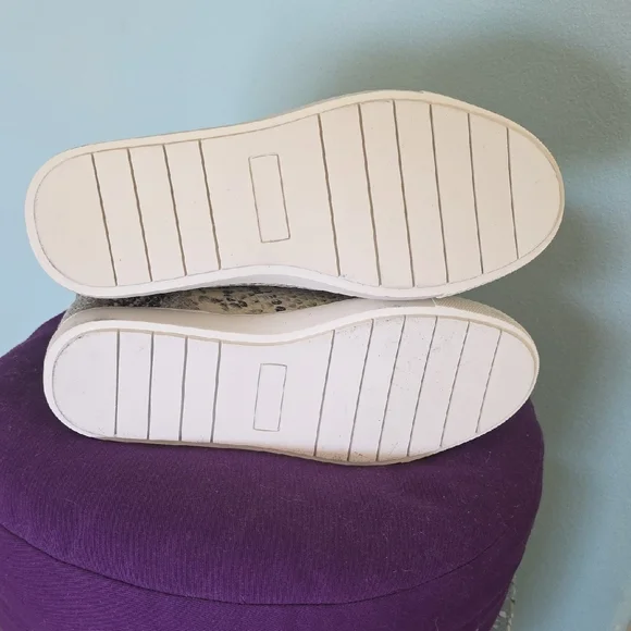 Steven New York Snake Print Sneakers - Black and Gray (NEW) - Picture 2 of 5